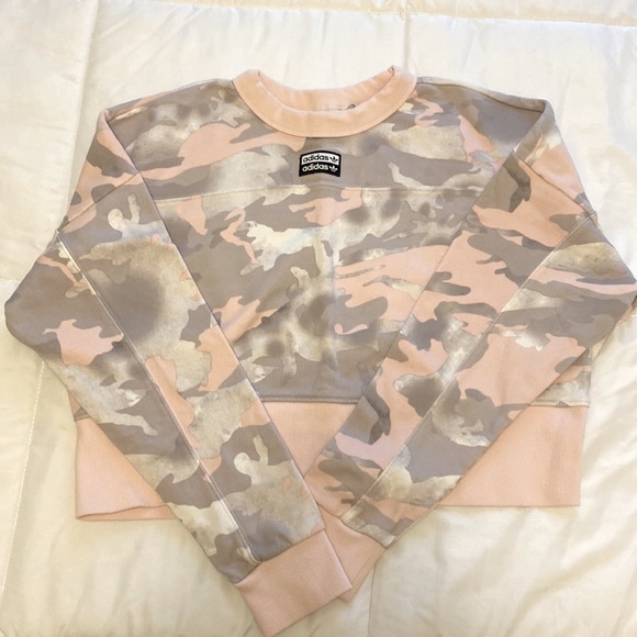 NWOT Adidas pink camo crop top sweater size small - Picture 4 of 6